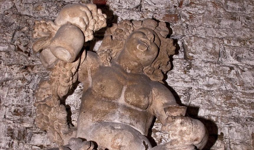 Bacchusfigur am Wandbrunnen von Carlo Feretti, 1719, im Fasskeller, Residenzschloss Ludwigsburg